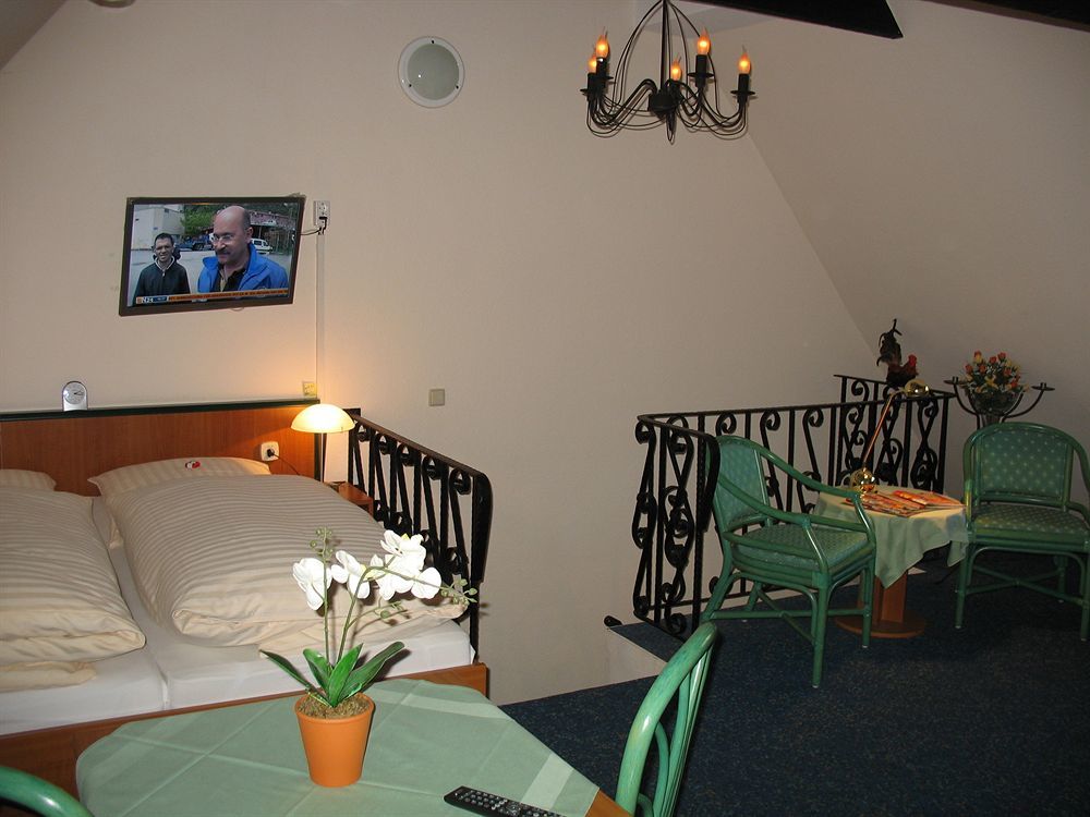 Hotel Altes Zollhaus Am Klinikum