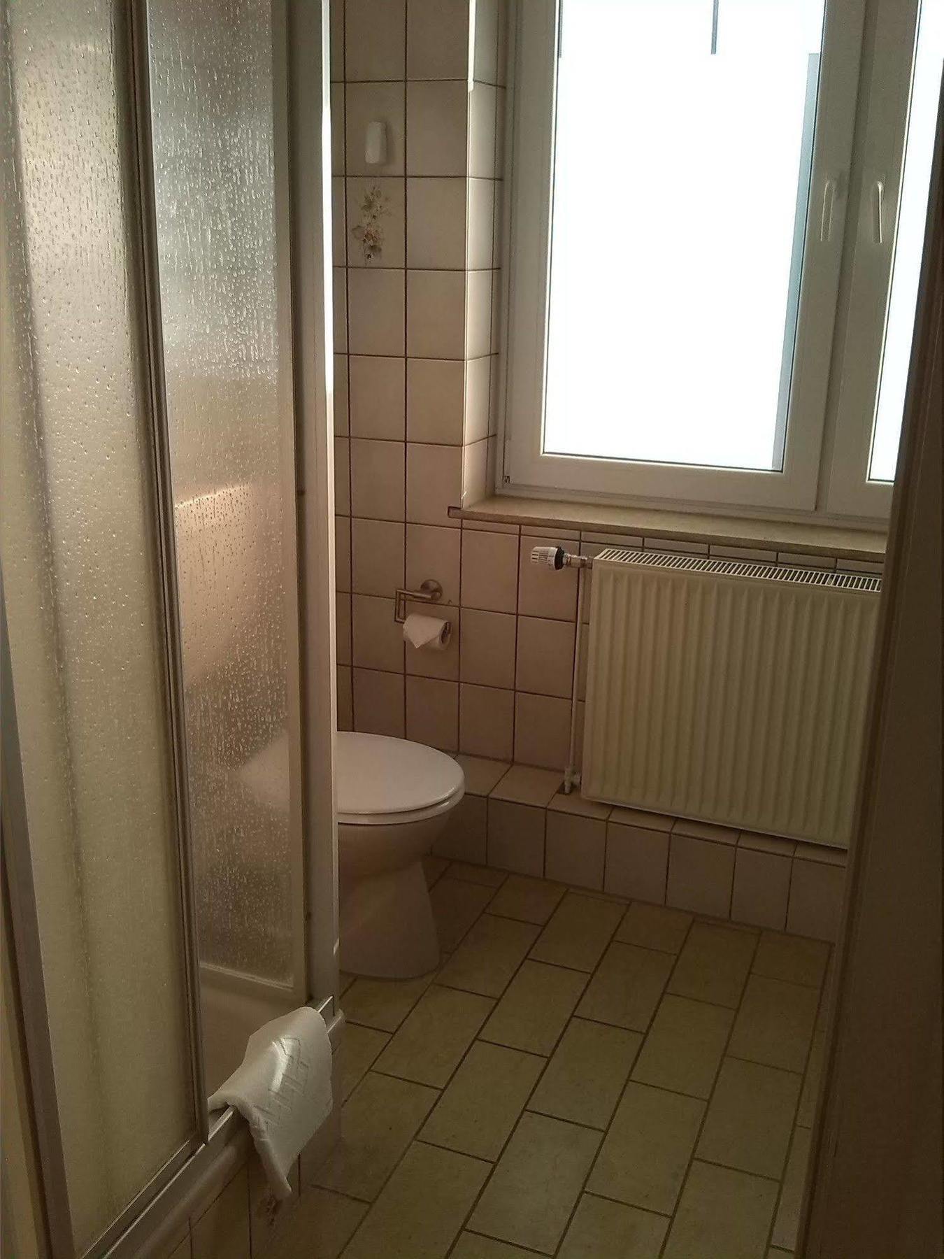 Altes Zollhaus Am Klinikum Hotel Lubeck