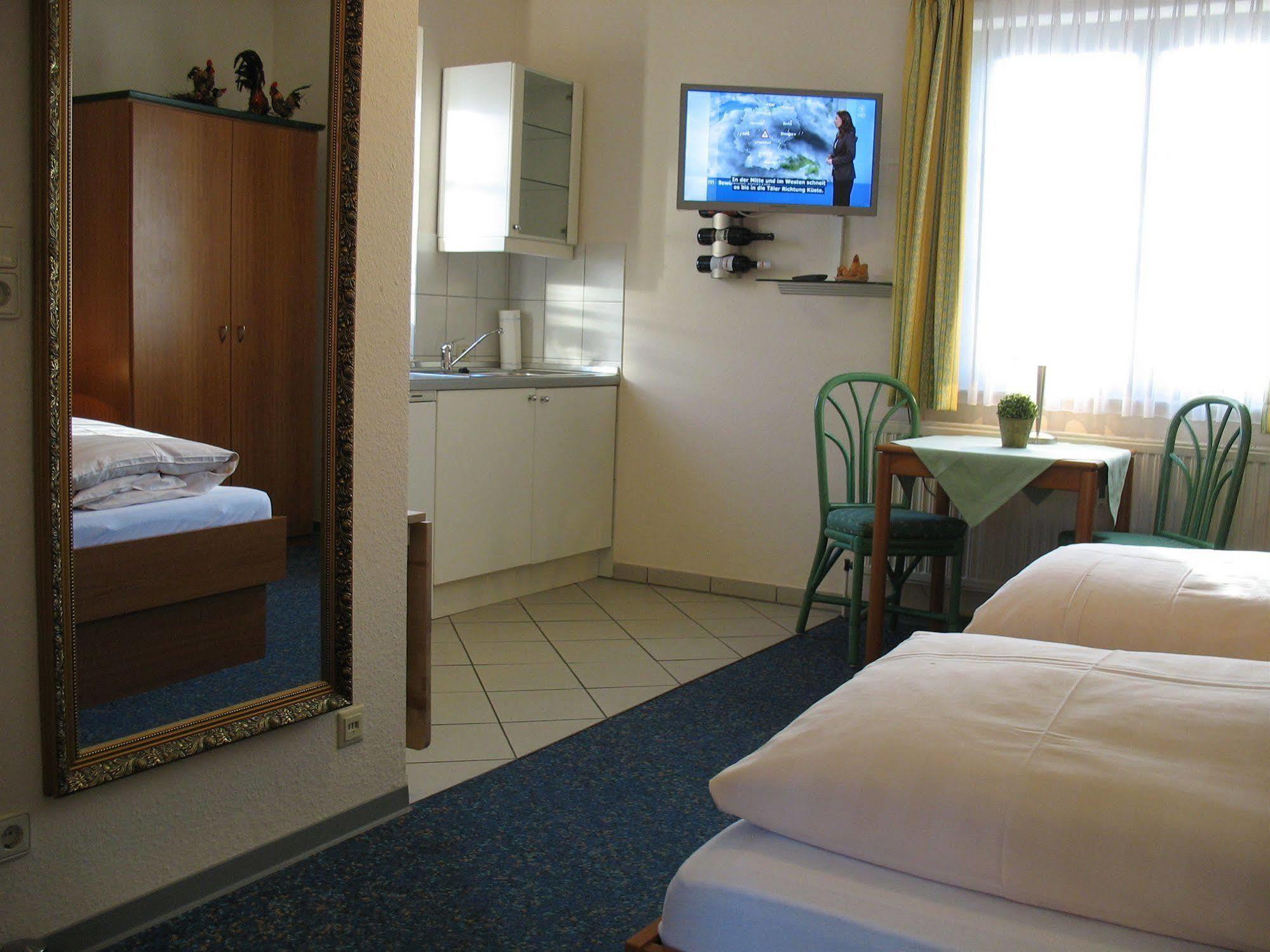 Hotel Altes Zollhaus Am Klinikum